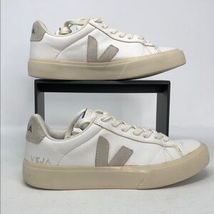 Veja T2 White Beige Women’s Leather Sneakers - Size 6